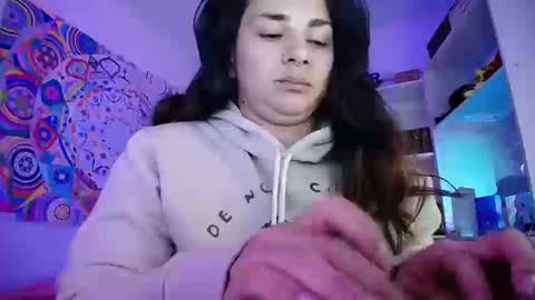 Susan online show from September 2025 10:10:02 PM