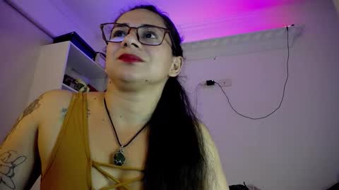 Snapshot of amarantha666 chatting on March 2026 10:06:01 PM Susan online show from March 2026 10:06:01 PM