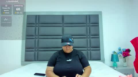 amaranttaylunay online show from March 2026 06:33:01 PM