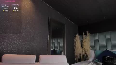 Emily online show from March 2025 11:53:02 AM