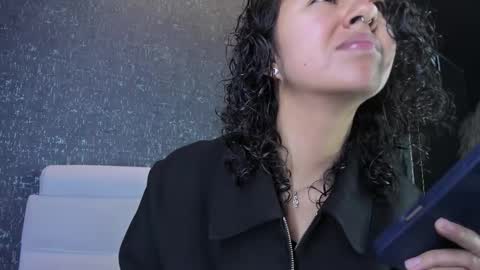 Emily online show from December 2025 12:21:01 PM