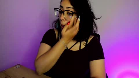 Snapshot of amaryllis_vizcaya chatting on December 2024 12:37:01 AM Katt online show from December 2024 12:37:01 AM