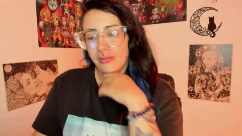 Snapshot of amaryllis_vizcaya chatting on October 2025 12:57:01 AM Katt online show from October 2025 12:57:01 AM