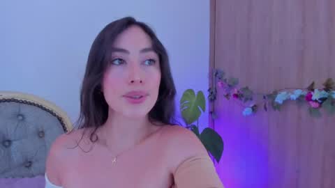 Amatista online show from May 2026 05:09:02 PM