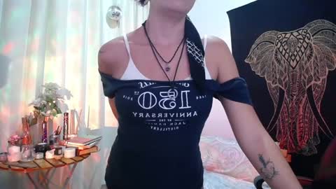 Snapshot of amatista_riveera chatting on January 2025 11:28:01 PM Amatista  Next stream 9 DEC 1 PM COLOMBIAN TIME  miss u and love u online show from January 2025 11:28:01 PM