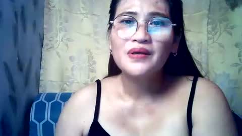 amazing angel online show from October 2025 03:10:02 AM