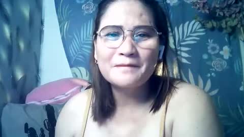 amazing angel online show from April 2026 04:56:02 PM