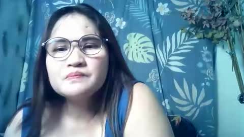 Snapshot of amazing_angel22 chatting on May 2026 07:38:01 AM amazing angel online show from May 2026 07:38:01 AM