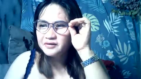 Snapshot of amazing_angel22 chatting on June 2026 01:41:02 AM amazing angel online show from June 2026 01:41:02 AM