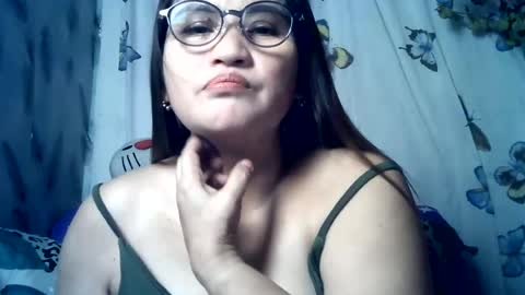 Snapshot of amazing_angel22 chatting on June 2026 09:17:01 AM amazing angel online show from June 2026 09:17:01 AM