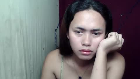 YELLA online show from November 2025 11:24:01 PM