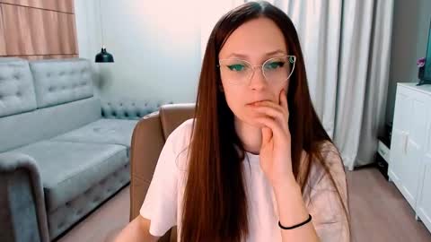 Izza online show from January 2025 04:51:02 PM