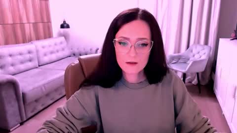 Snapshot of amazingeyes89 chatting on April 2026 05:10:01 PM Izza online show from April 2026 05:10:01 PM