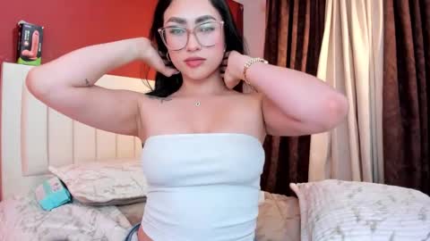 Sara  online show from September 2025 01:53:01 AM