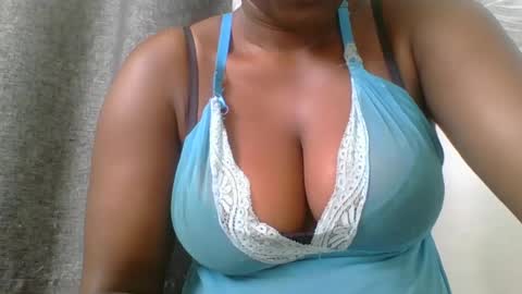 Snapshot of ambar_jasiri chatting on February 2025 05:48:01 AM Mia online show from February 2025 05:48:01 AM