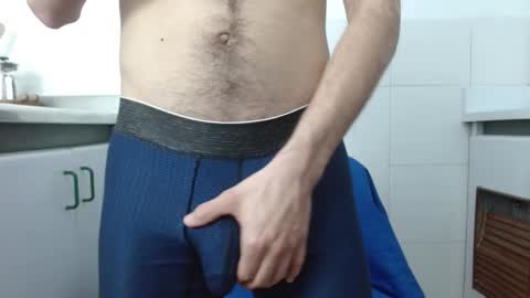 Snapshot of ambar_mds chatting on September 2025 02:07:02 PM Sebas online show from September 2025 02:07:02 PM