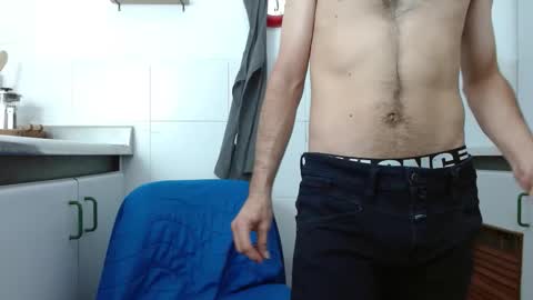 Snapshot of ambar_mds chatting on September 2025 02:11:02 PM Sebas online show from September 2025 02:11:02 PM