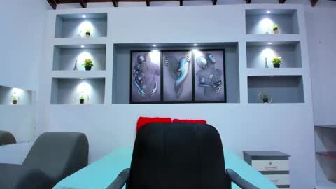 Ambar  online show from January 2025 12:47:02 PM