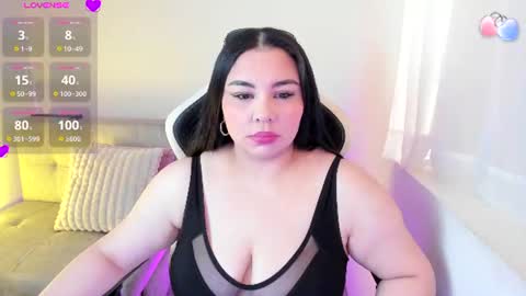 Snapshot of ambar_wells chatting on July 2026 05:05:02 PM ana online show from July 2026 05:05:02 PM