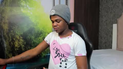 Snapshot of ambargil__ chatting on October 2025 01:47:01 AM ambargil__ online show from October 2025 01:47:01 AM