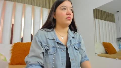 AmbarGills online show from January 2026 12:43:01 PM