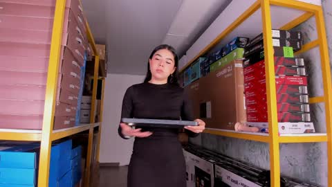 Ambarina  online show from April 2026 11:25:01 AM