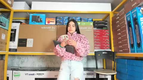 Snapshot of ambarina_ chatting on May 2026 11:29:01 AM Ambarina online show from May 2026 11:29:01 AM