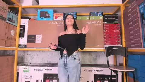 Snapshot of ambarina_ chatting on May 2026 11:39:02 AM Ambarina online show from May 2026 11:39:02 AM