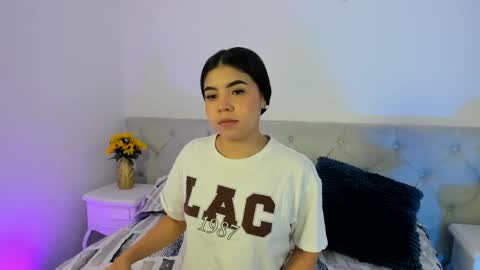 Snapshot of ambarina_ chatting on June 2026 11:45:02 AM Ambarina online show from June 2026 11:45:02 AM