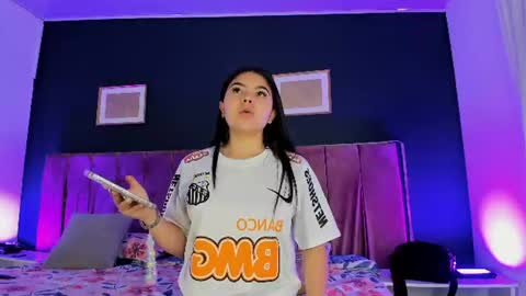 Snapshot of ambarina_ chatting on June 2026 11:41:02 AM Ambarina online show from June 2026 11:41:02 AM