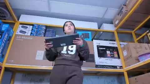 Snapshot of ambarina_ chatting on July 2026 11:38:02 AM Ambarina online show from July 2026 11:38:02 AM
