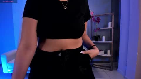 Snapshot of ambarjames_ chatting on September 2025 11:55:02 AM Ambar online show from September 2025 11:55:02 AM