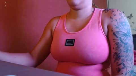 Snapshot of ambarmilf09 chatting on September 2025 05:24:01 PM ambarmilf09 online show from September 2025 05:24:01 PM