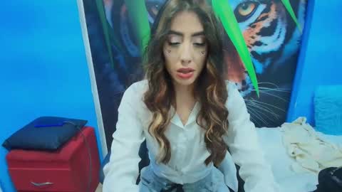 ambel_rose online show from June 2026 06:35:01 PM