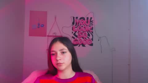 Snapshot of amber__r chatting on April 2026 05:55:02 AM Amber online show from April 2026 05:55:02 AM