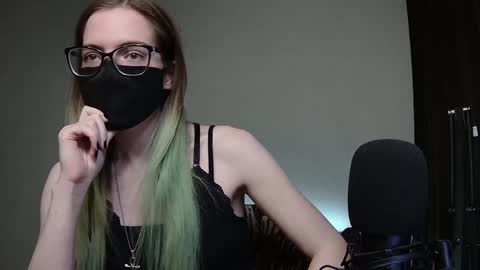 Amber non-nude model online show from December 2024 03:08:02 AM