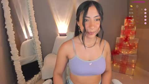 amber_curly online show from December 2024 07:46:02 PM