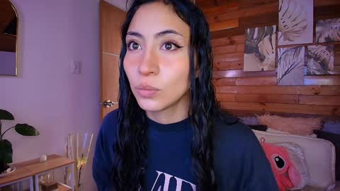 amber_curly online show from April 2026 05:07:01 PM