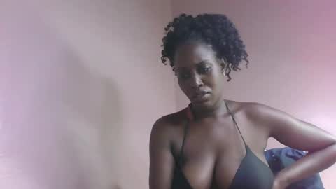 amber_cutie2 online show from December 2025 07:08:02 PM