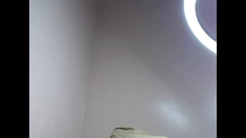 Snapshot of amber_cutie2 chatting on May 2026 01:45:01 AM amber_cutie2 online show from May 2026 01:45:01 AM