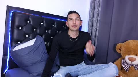 franyer antolinez online show from February 2026 02:38:01 AM