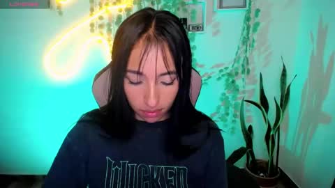 Amber online show from February 2025 07:56:02 AM