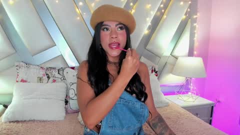 Tell me Amber online show from January 2025 03:54:02 AM