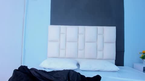 Amber Baker  online show from February 2025 12:16:01 PM