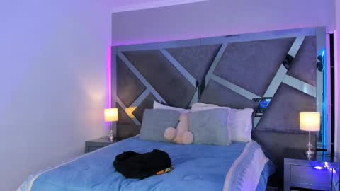 Amber  online show from March 2025 11:51:01 AM