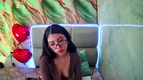 Snapshot of amberjeong chatting on February 2025 01:11:01 AM Amber Jeong online show from February 2025 01:11:01 AM