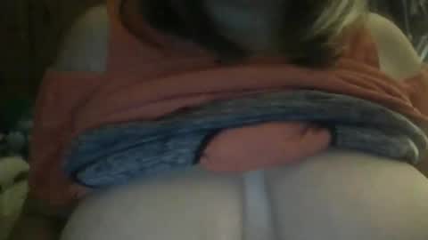 Snapshot of amberlixen chatting on February 2026 11:09:02 AM amberlixen online show from February 2026 11:09:02 AM