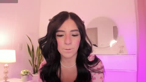 Amber online show from October 2025 10:43:02 PM