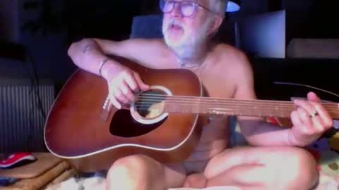 Amberr11 online show from September 2025 10:37:02 PM