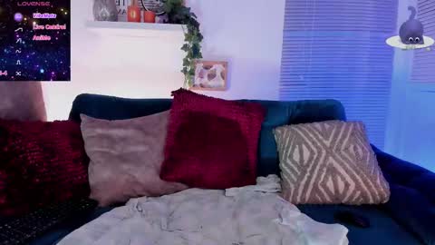 Amber online show from November 2025 04:54:02 AM